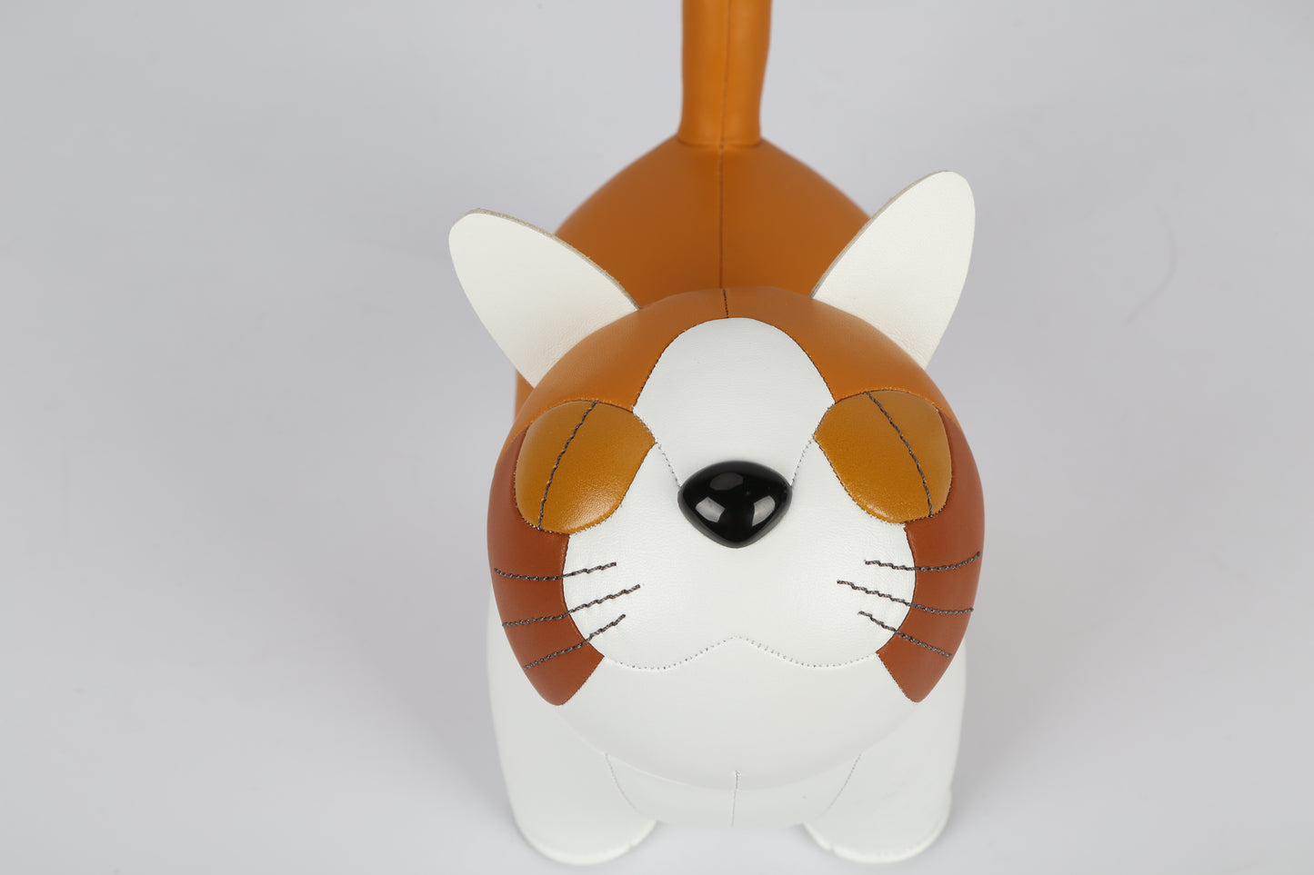 Short-legged cat Leather Doll | Personalized Handmade Leather Accessories | Leather Crafts | SKY.LIN
