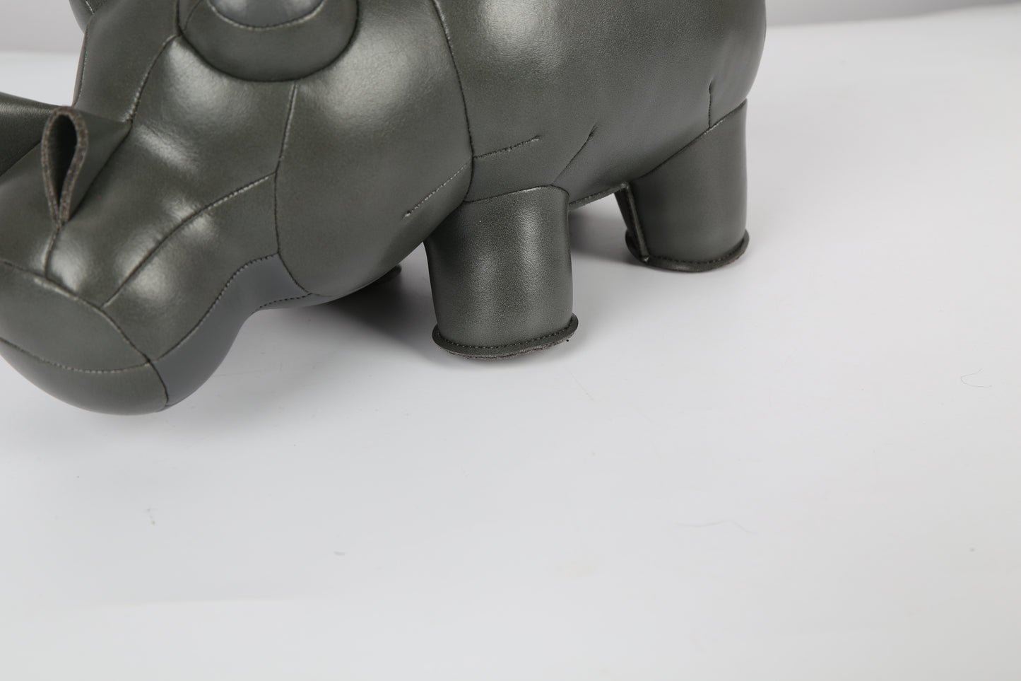 Hippopotamus Leather Doll | Personalized Handmade Leather Accessories | Leather Crafts | SKY.LIN