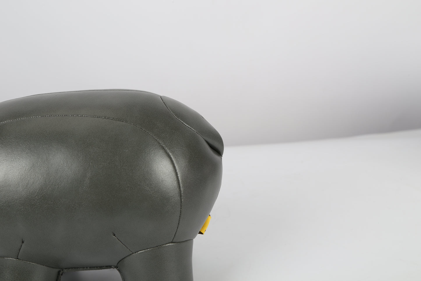 Hippopotamus Leather Doll | Personalized Handmade Leather Accessories | Leather Crafts | SKY.LIN