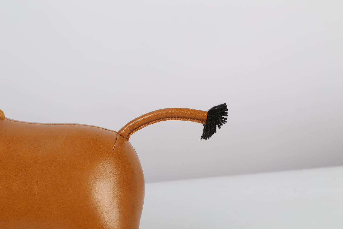 Giraffe Leather Doll | Personalized Handmade Leather Accessories | Leather Crafts | SKY.LIN