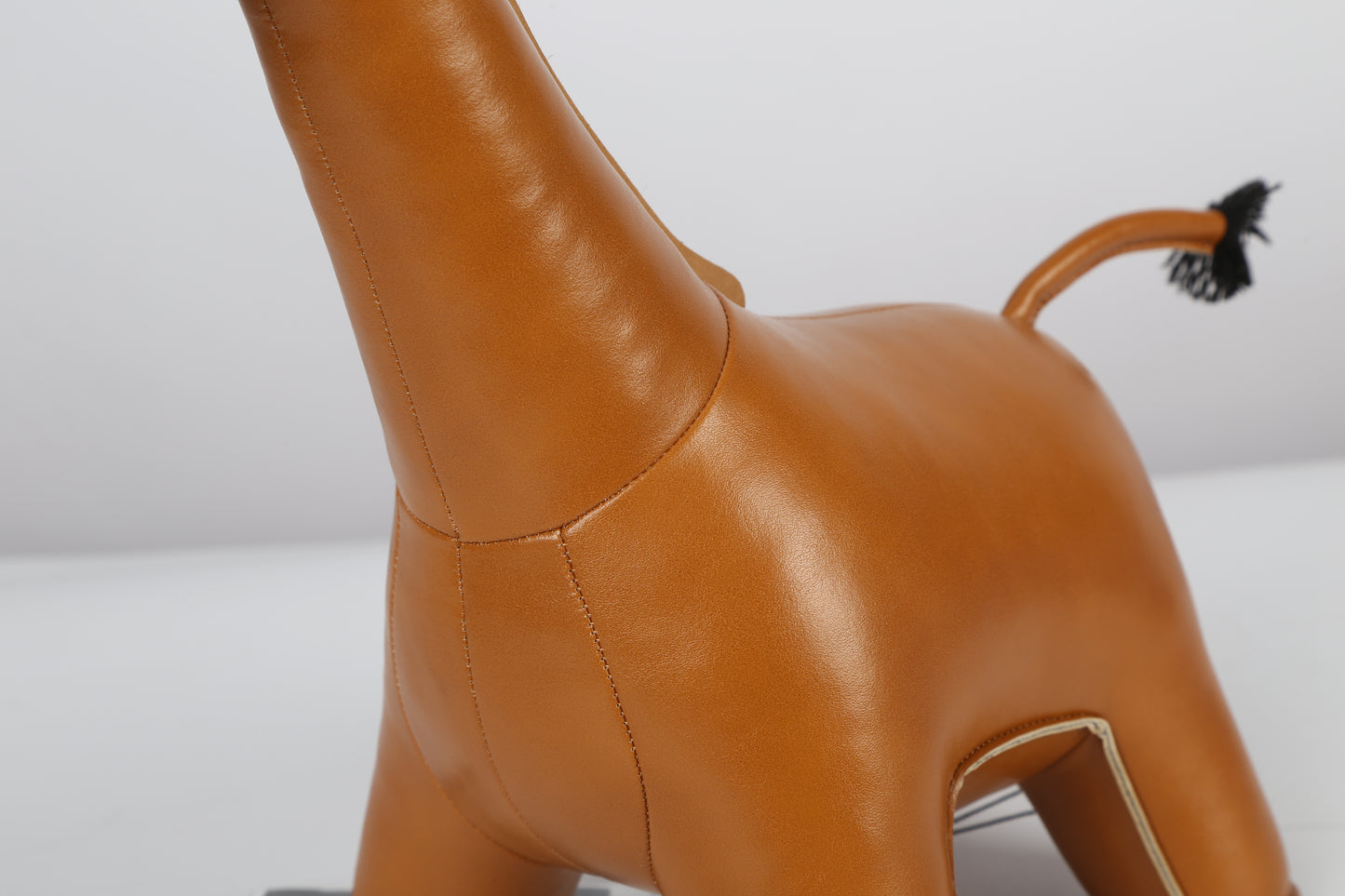 Giraffe Leather Doll | Personalized Handmade Leather Accessories | Leather Crafts | SKY.LIN