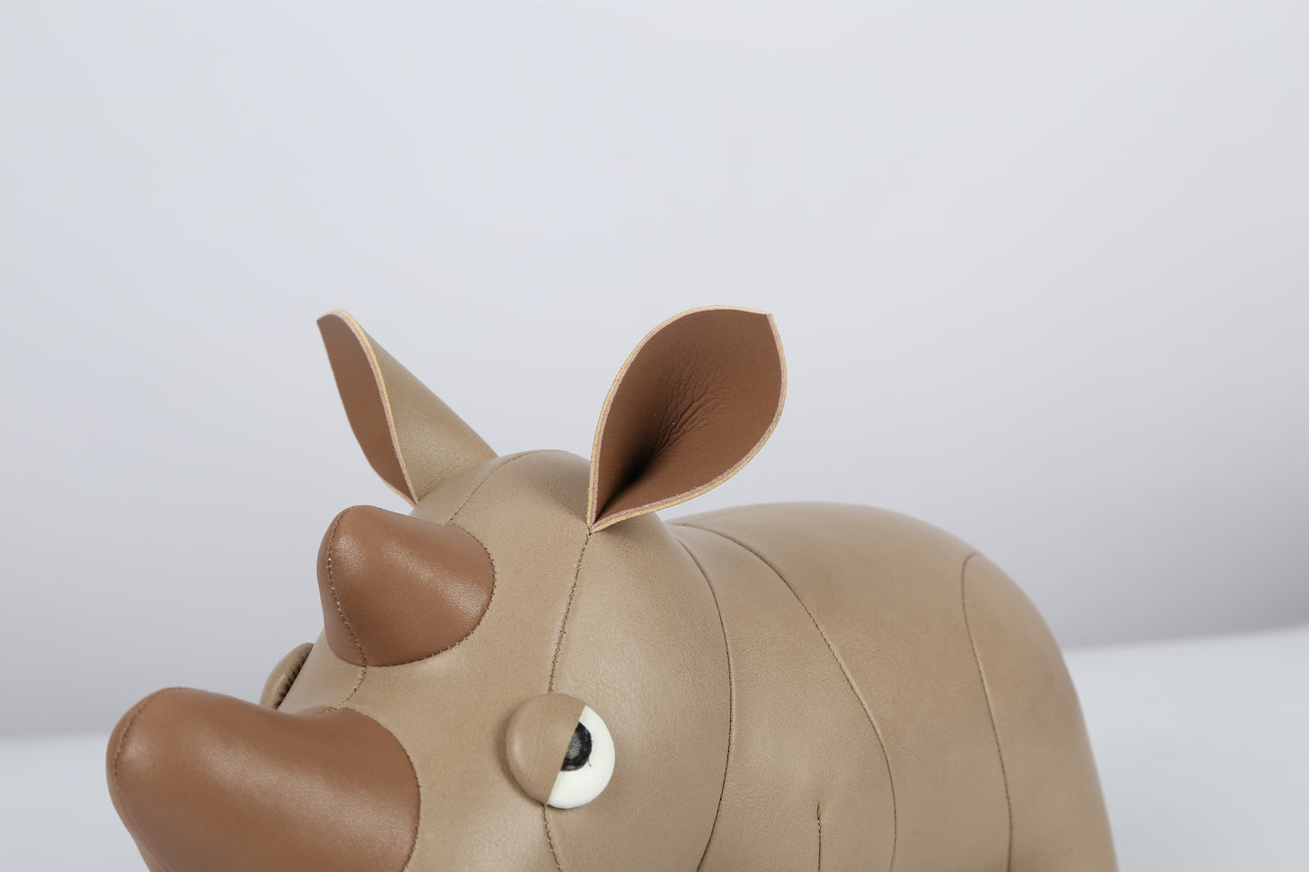 Rhinoceros Leather Doll | Personalized Handmade Leather Accessories | Leather Crafts | SKY.LIN